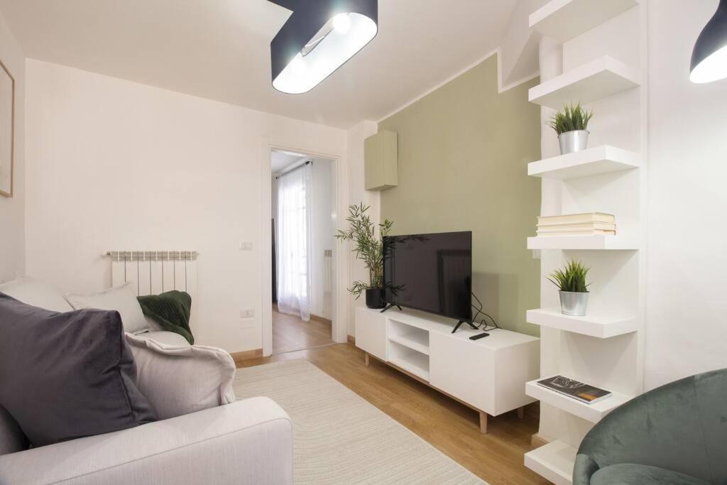 Elegant Flat In The City Centre With Two Suite เปรูจา ภายนอก รูปภาพ